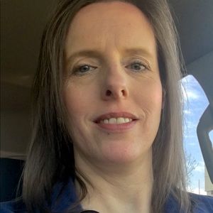 Meet your Posher, Holly